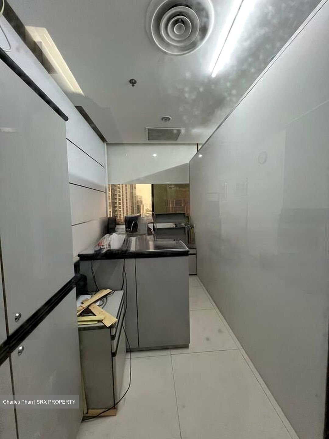 International Plaza (D2), Office #470250821